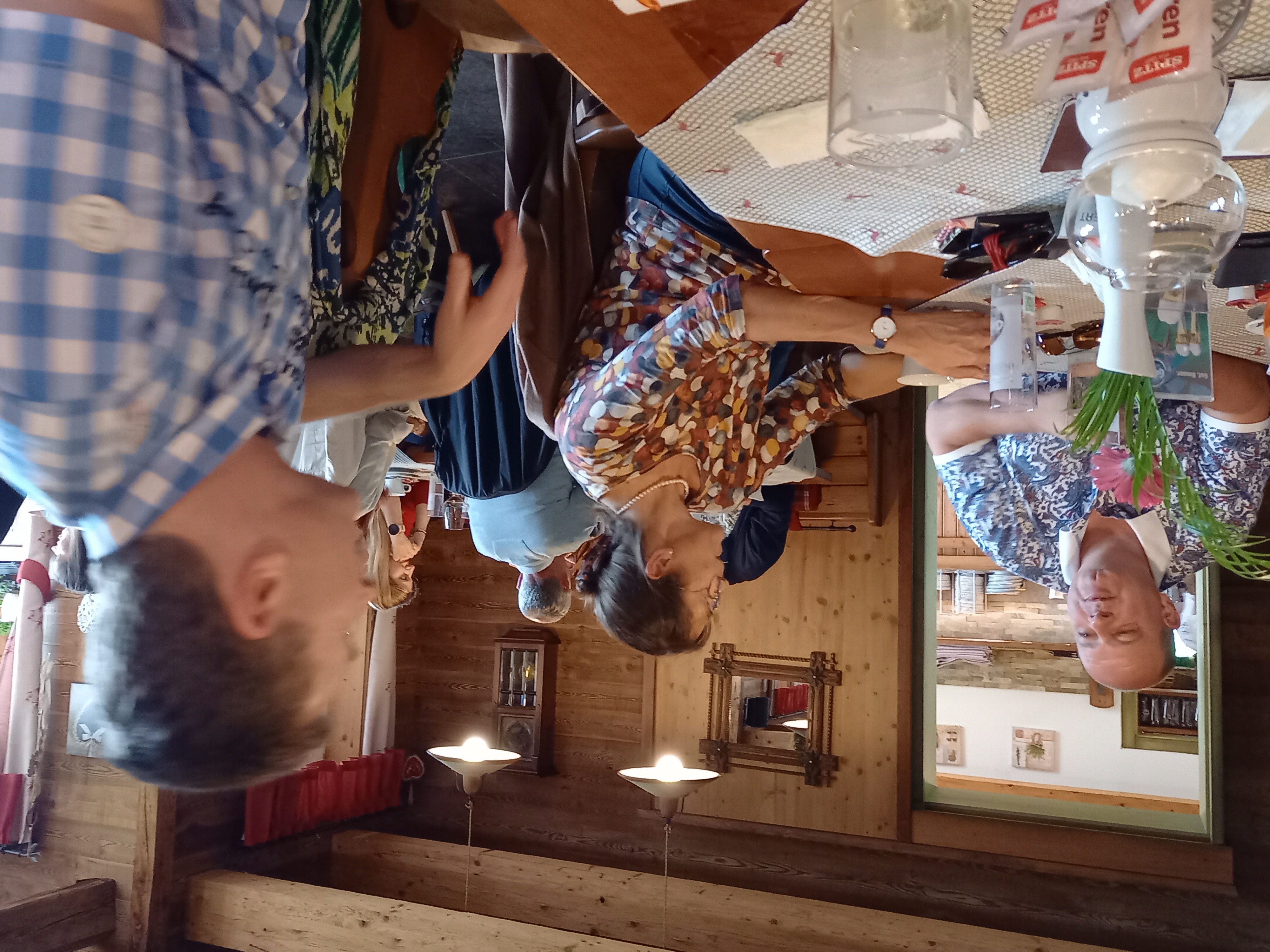 Maturatreffen 2022 Gruppe 8a.jpg von Sabine Rathke